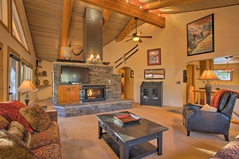 Vail Mountain Escape - Ski, Hike, Golf & Fish! House in Vail