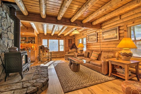 Custom-Built Cabin w/Spacious Deck: 5 Mi to Hiking Haus in Arnold