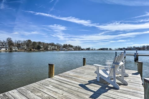 Waterfront Chesapeake Cottage in Oyster Bay - Dock Cottage in Anne Arundel County