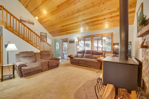 Spacious Pine Getaway w/ 2 Decks: 2 Mi to Downtown House in Pine