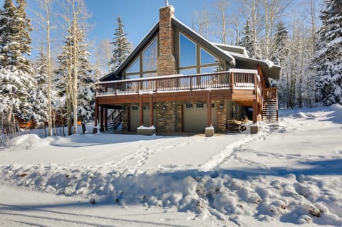 Group Ski Getaway Near the Base of Chairlift 8! House in Brian Head