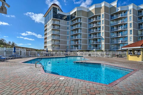 Relaxing Resort Retreat w/ Impeccable Ocean Views! Condo in North Topsail Beach