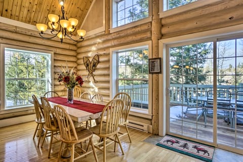 Secluded Log Cabin with Game Room & Forest Views! Haus in Red Feather Lakes