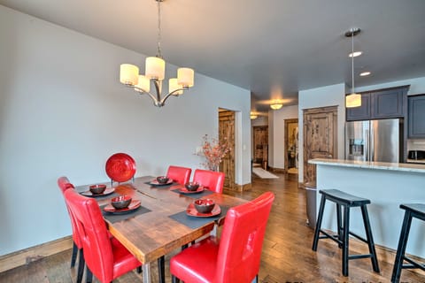 Main St Bozeman Condo - Walk to Parks & Eateries! Condo in Bozeman