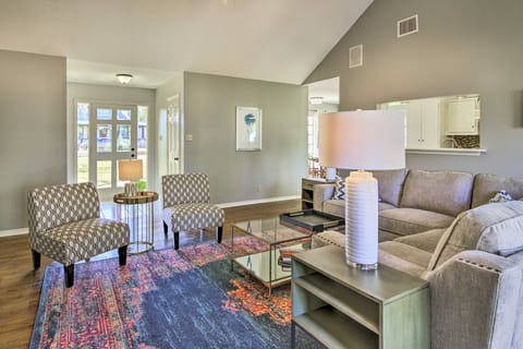 Downtown Boerne Home on Cibolo Creek w/ Fire Pit House in Boerne