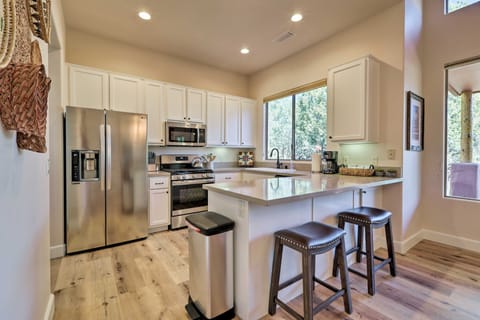 Luxury Sedona Living: Remodeled w/ Red Rock Views! House in Sedona