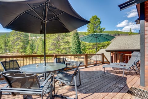 Upscale Breck Home w/ Hot Tub < 5 Mi to Ski Resort House in Blue River