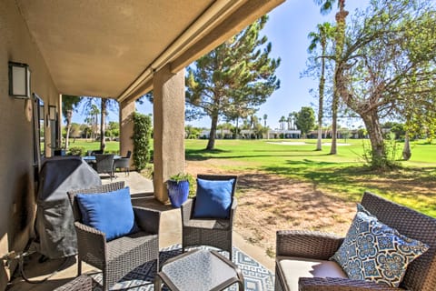 Modern Cathedral City Retreat on Golf Course! Apartment in Cathedral City