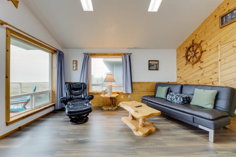 Sanderling Sea Cottages, Unit 11 Cottage in Oregon