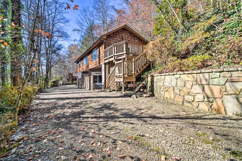 Sevierville Cabin ~ 3 Mi to Old Settlers Trail! House in Pittman Center