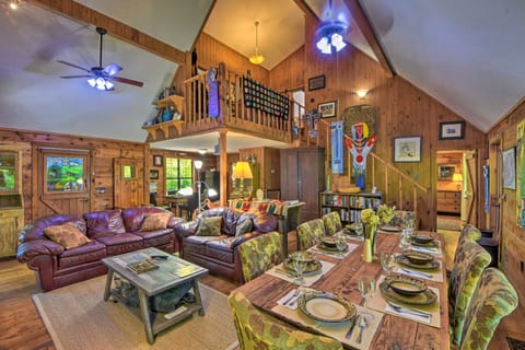 Enchanting Cabin w/ Mother-In-Law Suite: Mtn Views House in Stecoah