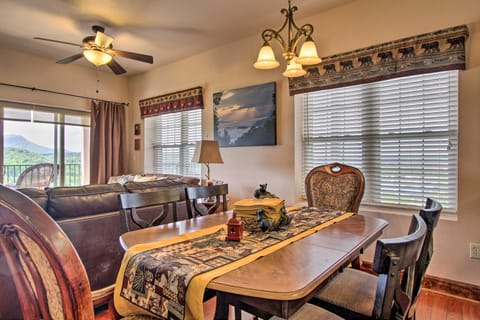 2 Mi to Attractions: Pigeon Forge Condo Apartment in Pigeon Forge