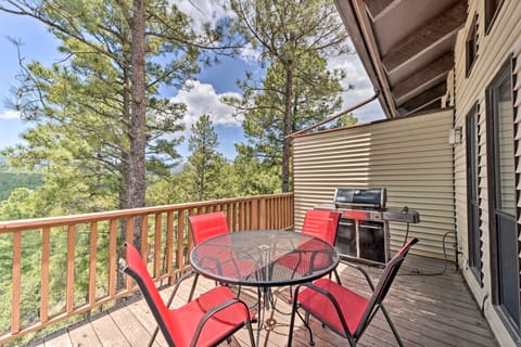 Ruidoso Home  w/ Private Wet Bar & Pool Table Apartment in Ruidoso