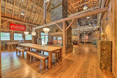 Luxe Barndominium w/ Home Gym, Theater, & More! House in Wisconsin