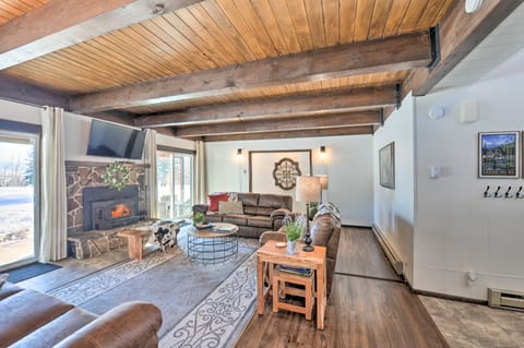 Elevated Alpine Escape: Mtn Views + Game Room! House in Star Valley Ranch