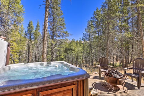 Custom Luxury Mtn Villa w/ Hot Tub & Walk to Lift Villa in Copper Mountain