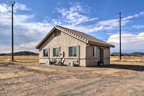 Quiet High Country Haven ~ 6 Miles to Chino Valley Condo in Chino Valley