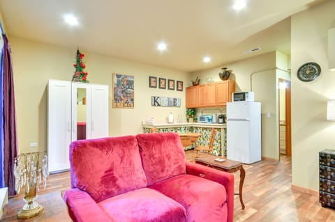 Inviting Studio w/ Patio, 15 Mi to Portland! Apartment in Vancouver