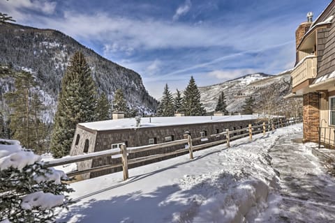 Prime East Vail Condo: Mountain Meets Modern! Appartement in Vail