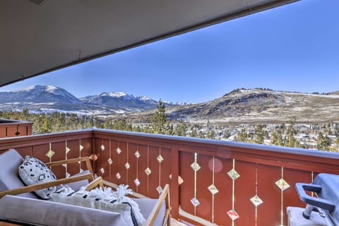 Modern Mtn Retreat w/ Views ~ 7 Mi to Keystone! Apartment in Dillon