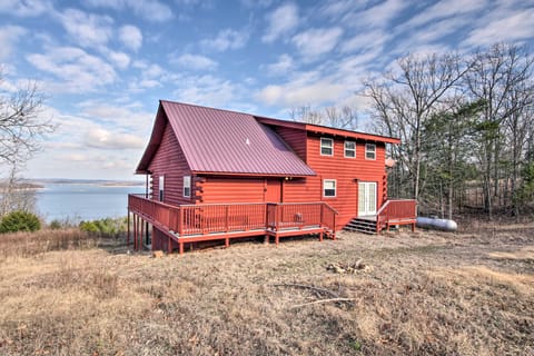 Large Cabin w/ Deck Overlooking Norfork Lake! House in Norfork Lake