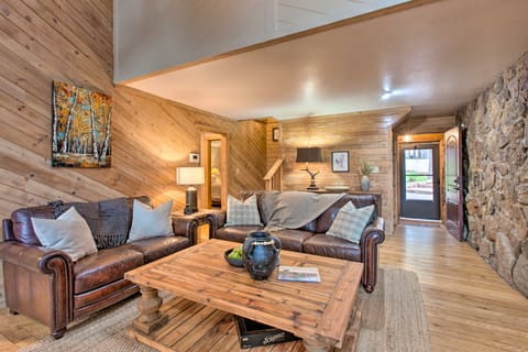 'Blue Spruce Cabin' w/ Hot Tub & Resort Amenities House in Angel Fire