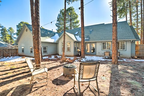 High-Country Home w/ Gorgeous Views: 1 Mi to NAU! House in Flagstaff