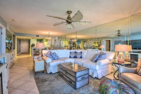 NEW! Fantastic Oceanfront Condo: Resort Pool & Gym Eigentumswohnung in Ponce Inlet