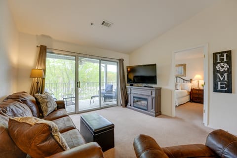 Condo w/ Family Amenities, 3 Mi to Branson Strip! Apartment in Branson