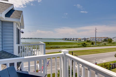 Bay-View Retreat w/ 5 Balconies in Bethany Beach! House in Sussex County