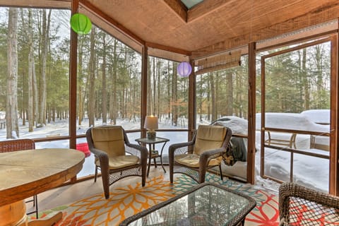 Secluded Lakefront Cabin w/ Deck: Ski + Hike! House in Pocono Pines