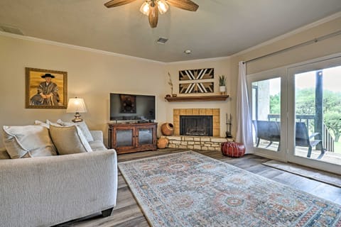 Canyon Lake Retreat in the Texas Hill Country! Apartment in Canyon Lake