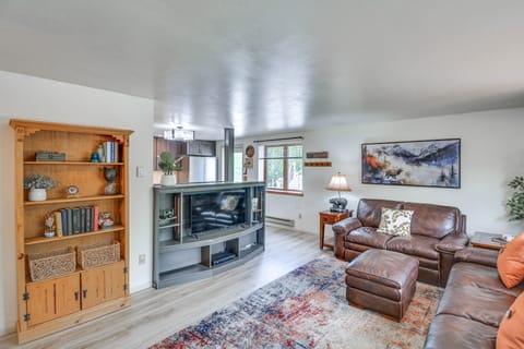 Ranch-Style Retreat in Downtown Buena Vista! House in Buena Vista