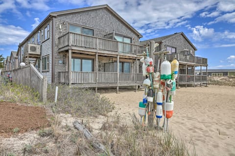 Idyllic Cape Cod Gem w/ Beach Access & Bay Views Apartment in Provincetown