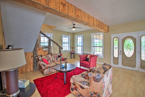 Secluded Angler's Haven - Boat + Fish! House in Arkansas