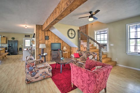 Secluded Angler's Haven - Boat + Fish! House in Arkansas