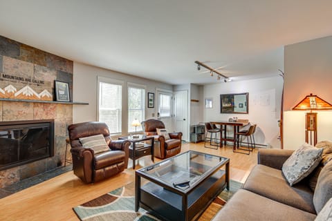 3 Mi to Winter Park Resort: Cozy Ski Condo Apartment in Fraser