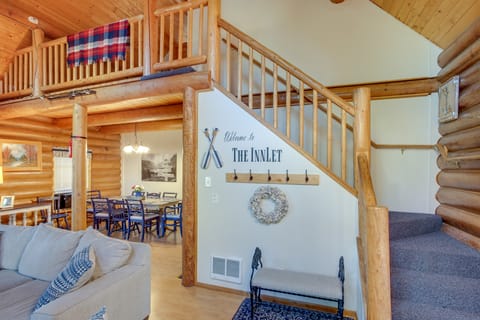 'The InnLet' - Comfy Cabin By Conkling Marina House in Kootenai County