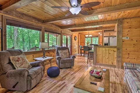 Updated Cabin: <10 Miles to Skiing & Hiking! House in Maggie Valley