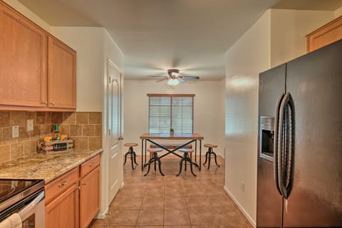 Chic Goodyear 'Desert Beach House' w/ Hot Tub House in Goodyear