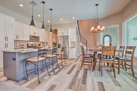 Luxury Desert Hideaway: Explore National Parks! House in Washington