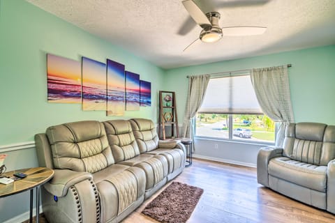 Updated Hernando Beach Home w/ Outdoor Oasis! House in Hernando Beach