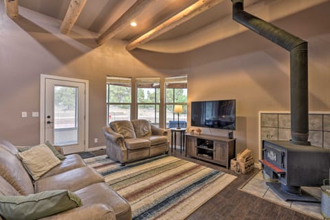 Luxe 5-Acre Mancos Home ~ 1 Mi to Mesa Verde House in Colorado