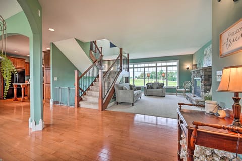 Blue Birds Perch: Stunning Home on Private Hilltop House in Indiana