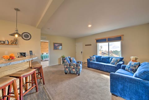 Cedaredge Hideaway w/ Grill & Mountain Views! House in Colorado