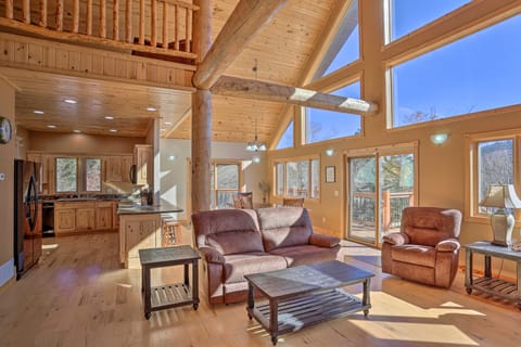 Spacious Terry Peak Cabin < 1 Mi to Ski Lift House in North Lawrence