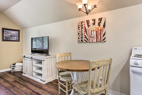 Central Creekfront Spearfish Apt by City Park Apartment in Spearfish