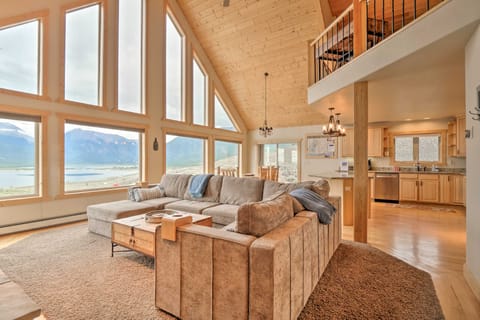 Breathtaking Lake-View Retreat w/ On-Site Hiking! House in Colorado