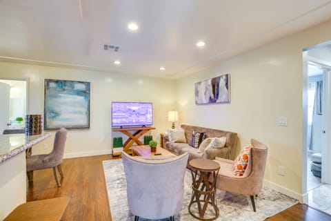 1 Mi to Gaylord Resort & Bayfront: Updated Duplex Apartment in National City