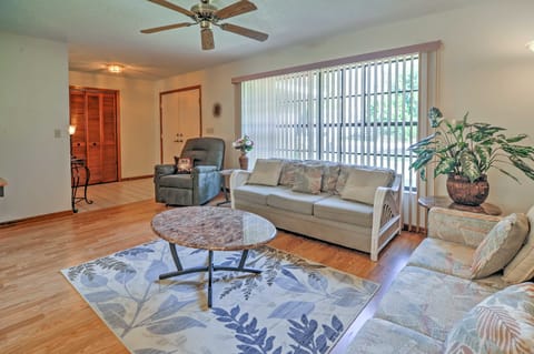 Pristine Spring Hill House w/ Private Pool & Lanai House in Spring Hill